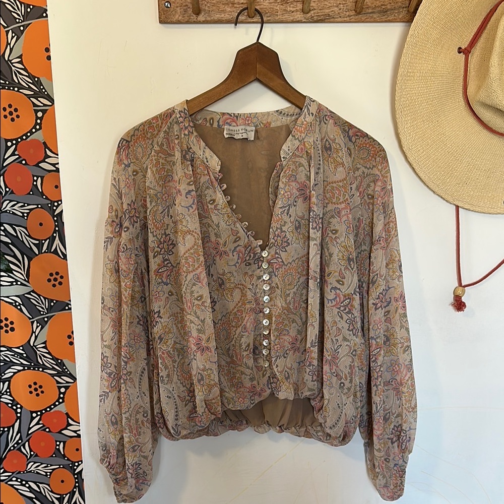 Dress Forum Cream Paisley Blouse | Medium